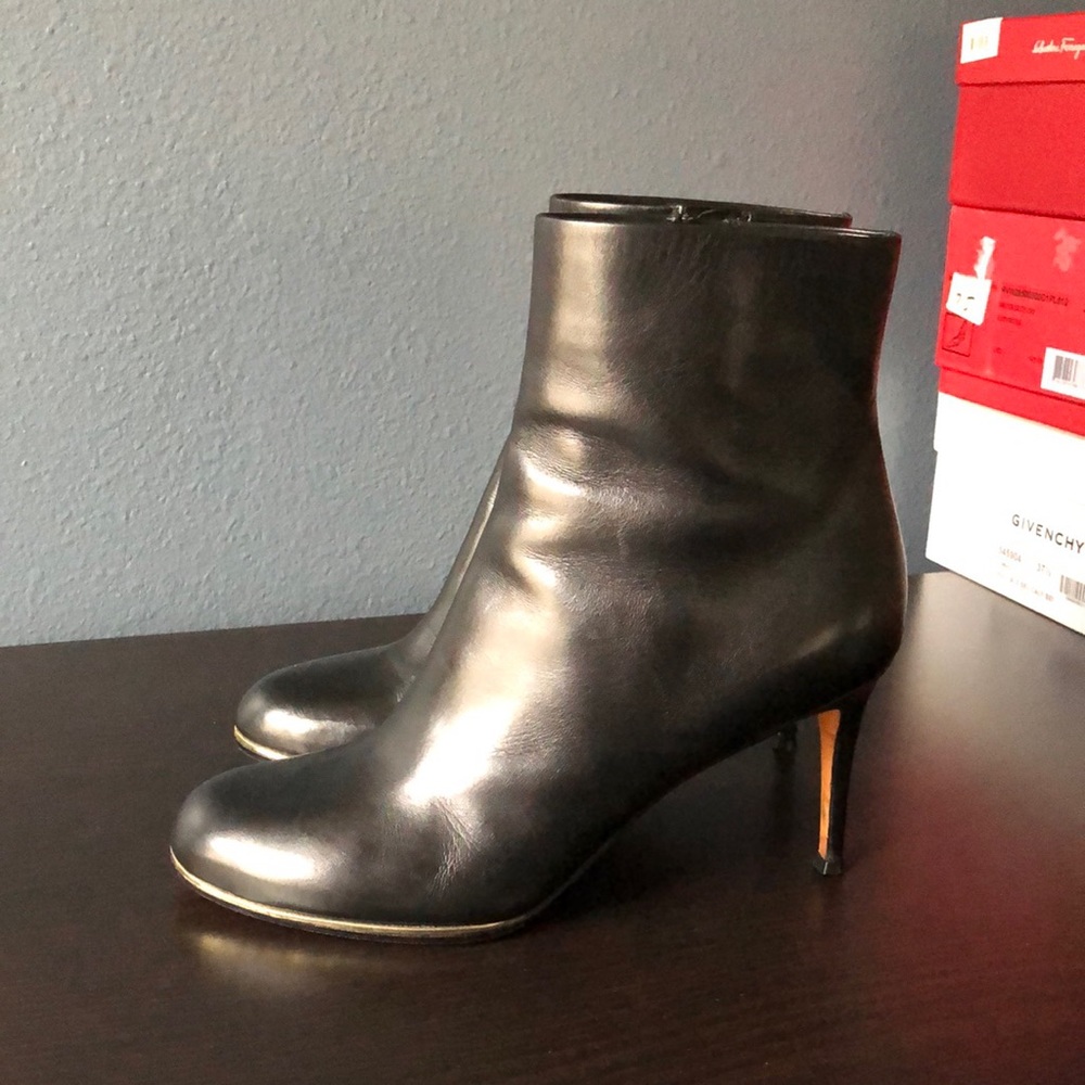 Givenchy Black Booties 38.5
